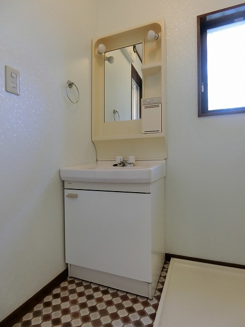 洗面設備　★広々とした洗面所★