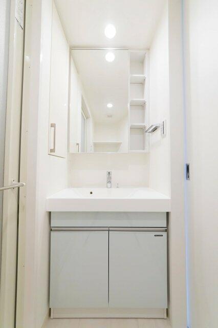 洗面設備　※参考写真