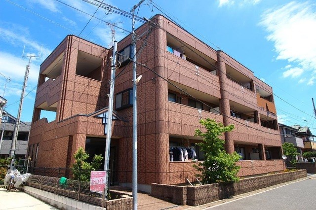 建物外観　セレーナ・プリマのご紹介は住まいの窓口　アソシエにお任せ下さ