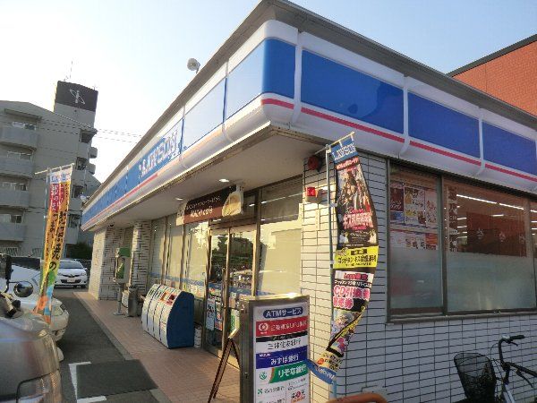 コンビニ　ローソン 春日井勝川店（コンビニ）まで647m