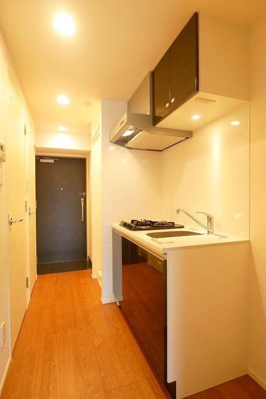 バス・シャワールーム　玄関