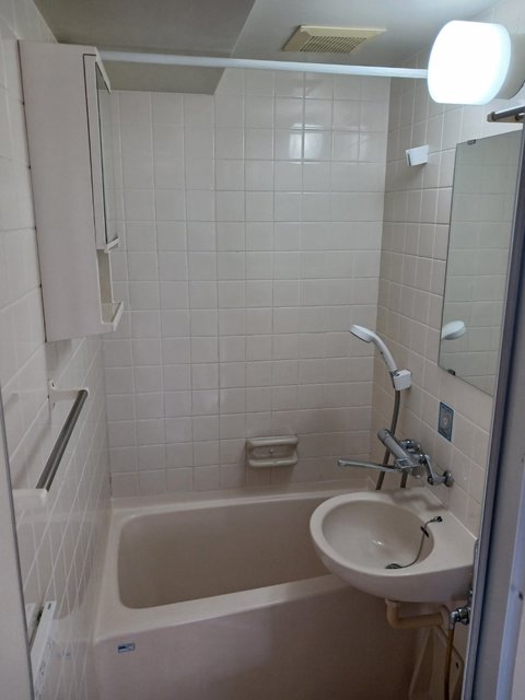 バス・シャワールーム　参考