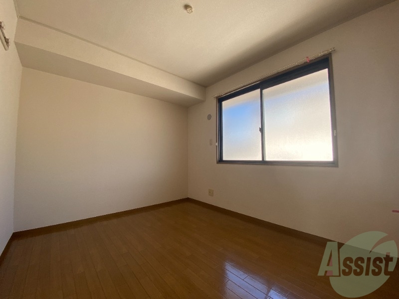 その他部屋・スペース　６帖リビングです。寝室としても利用出来そうです。