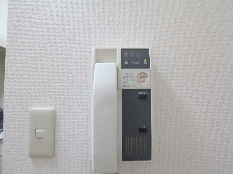 セキュリティ　セキュリティ　インターホン完備