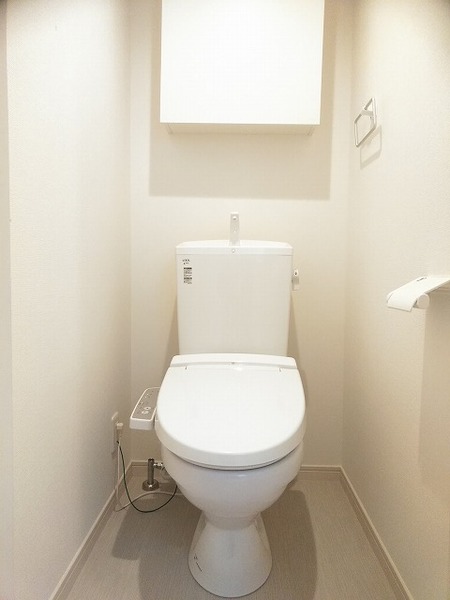 トイレ　ウォシュレットあり