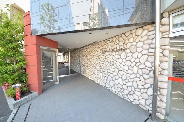 エントランス　★キレイなエントランス★