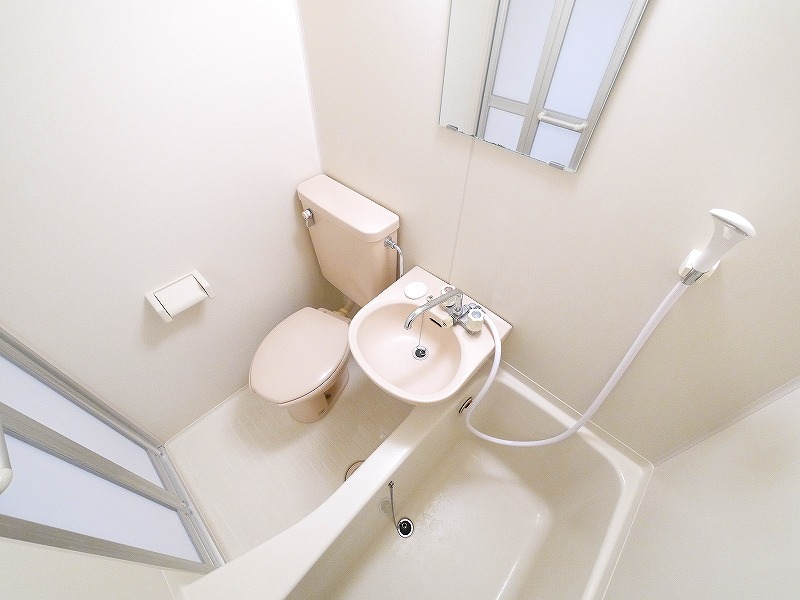 その他設備　スペースが確保できる洗面所です