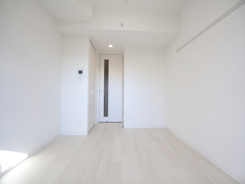 その他部屋・スペース　洋室6.1帖　クローゼット付（収納充実してます）