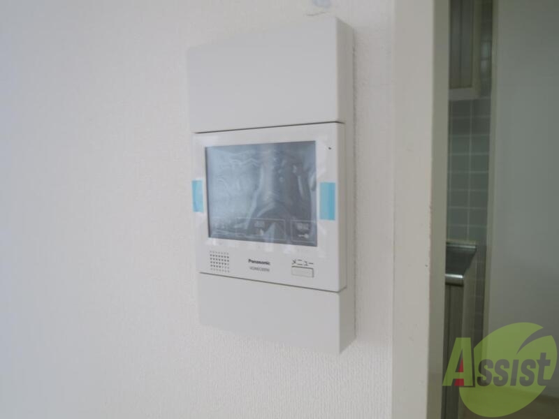 セキュリティ　ピンポンが鳴ったらまずは相手の確認を