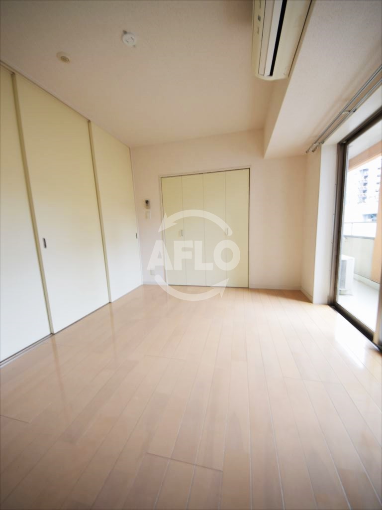 居室・リビング　CITY SPIRE難波プレミア　リビング