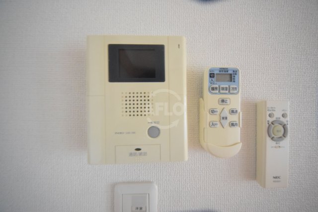 セキュリティ　クリスタルグランツ難波南ポルックス　TVモニター付きインター