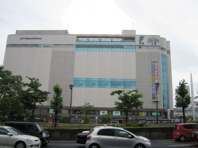 ショッピングセンター　エールエールＡ館（ショッピングセンター）まで740m