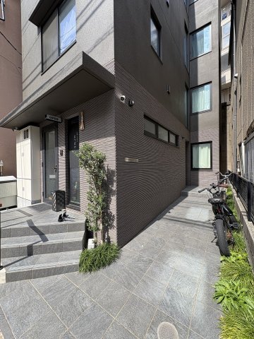 エントランス　月額管理料無料！賃貸管理はアブレイズパートナーズにお任せを！