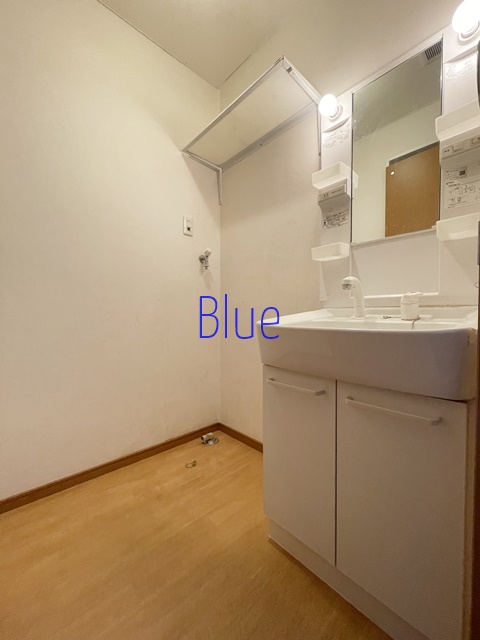 洗面設備　同仕様