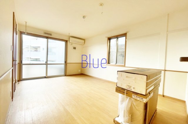 居室・リビング　同仕様