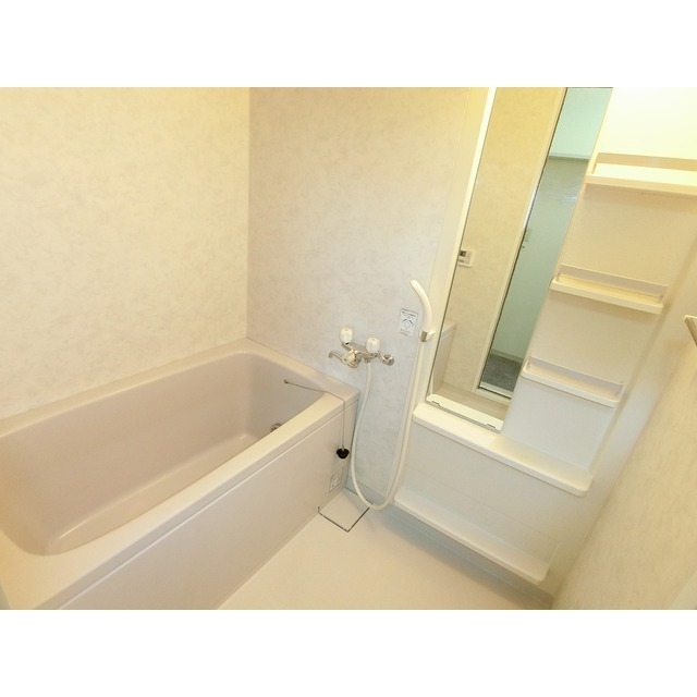 バス・シャワールーム　※別号室参考写真