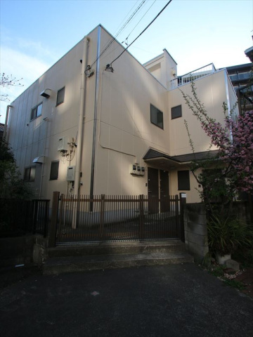 建物外観　金町駅まで徒歩4分　都市ガス対応