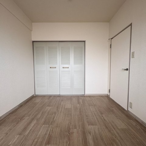 その他設備　採光もある洋室