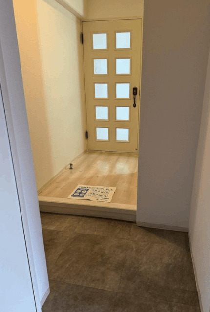 玄関　※反転タイプ参考