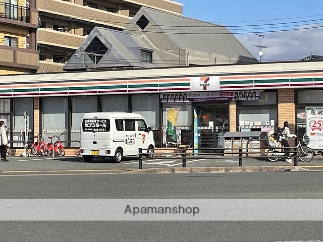コンビニ　セブンイレブン坪井１丁目店（コンビニ）まで130m
