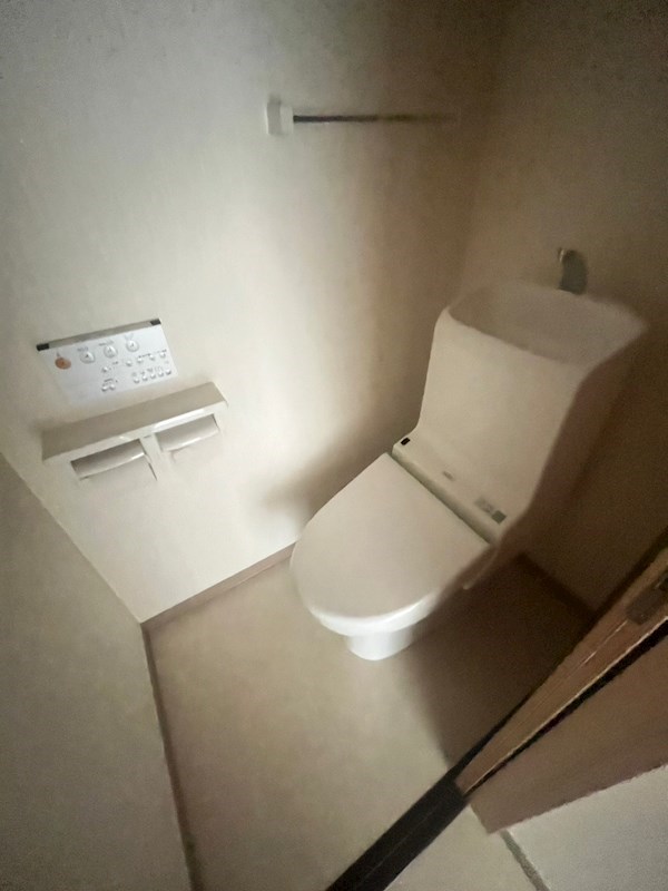 トイレ　トイレもきれいです