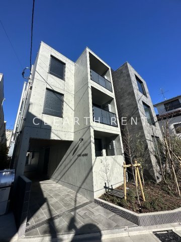 建物外観　三軒茶屋駅徒歩10分の築浅デザイナーズマンション