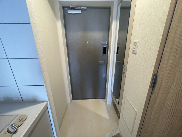玄関　収納もある玄関です