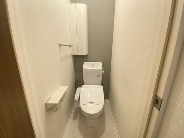 トイレ　ゆったりとした空間のトイレです