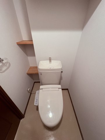 トイレ　落ち着いたトイレです