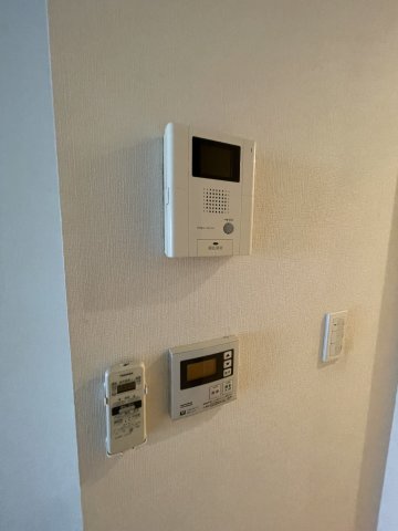 セキュリティ　モニター付きインターホンで安心