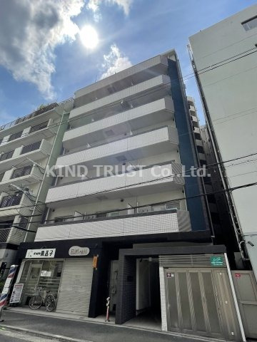 建物外観　落ち着いた雰囲気の外観です