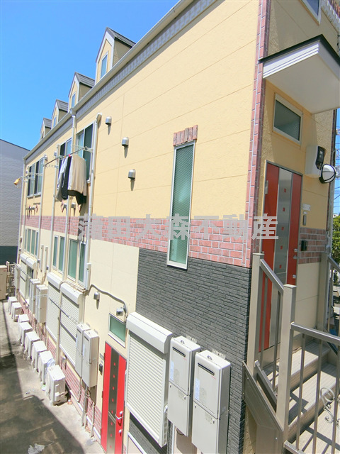 建物外観　2015年3月築　木造地上2階建て総戸数8戸の人気賃貸アパー