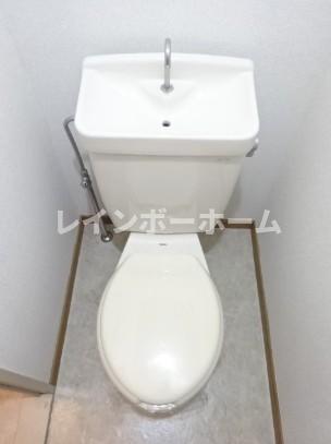 トイレ　トイレもきれいです
