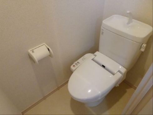 トイレ　※同仕様写真
