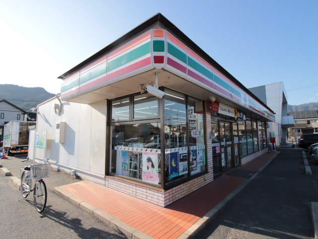 コンビニ　セブンイレブン廿日市大野中央店（コンビニ）まで551m
