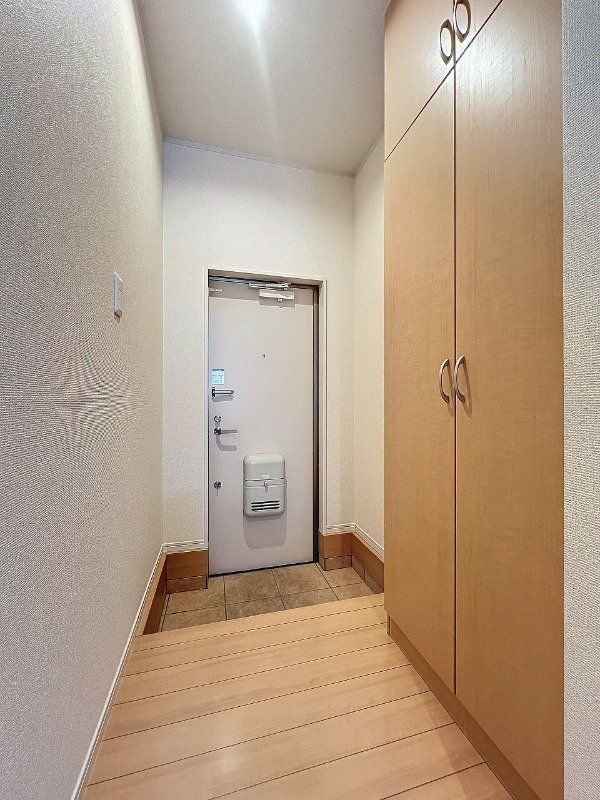 玄関　物件画像