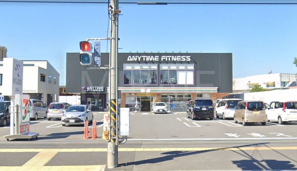 コンビニ　セブンイレブン平塚追分店（コンビニ）まで100m