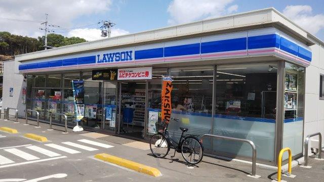 コンビニ　ローソン 倉敷藤戸町天城店（コンビニ）まで206m
