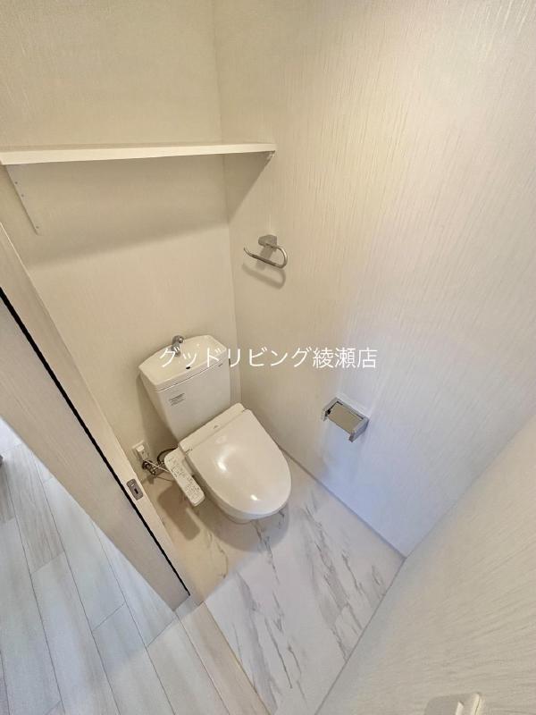 プレジオ北綾瀬ASIANのトイレ写真