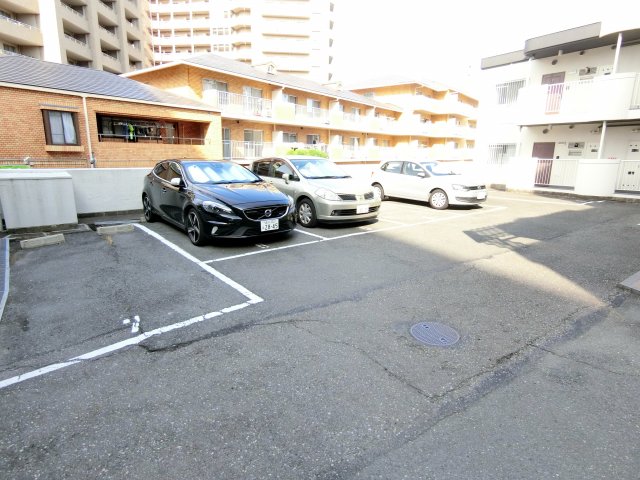 駐車場　詳細は、RISUMO江坂本店→06-6155-7137まで♪