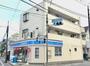 コンビニ　ローソン成増三丁目店（コンビニ）まで329m