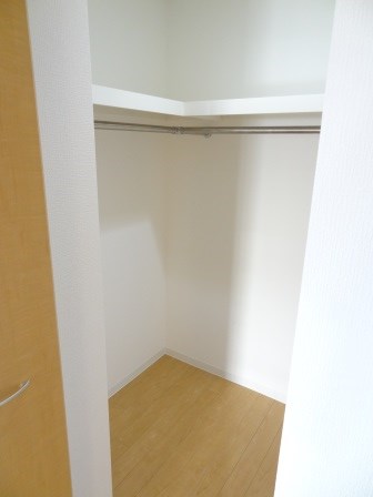 収納　ウォークインクローゼット