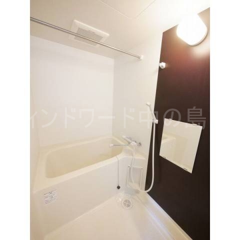バス・シャワールーム　詳細は、ウィンドワード中の島店までご相談下さい。