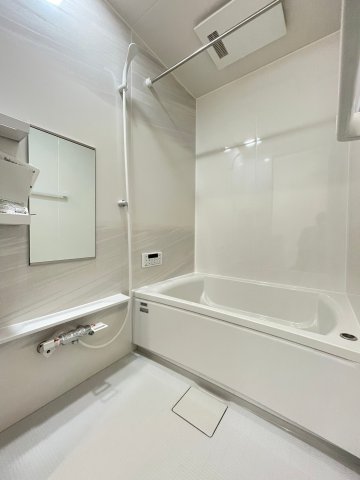 バス・シャワールーム　同施工会社施工物件の参考写真になります※現況優先