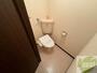 トイレ　こちらはトイレです。清潔感があり、安心して使用できます。