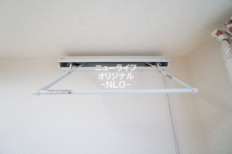 その他設備　雨天時にも安心してお洗濯ができる室内物干し付き☆