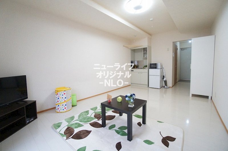その他　洋室別アングル（家具・家電は撮影用につき付属しません。）