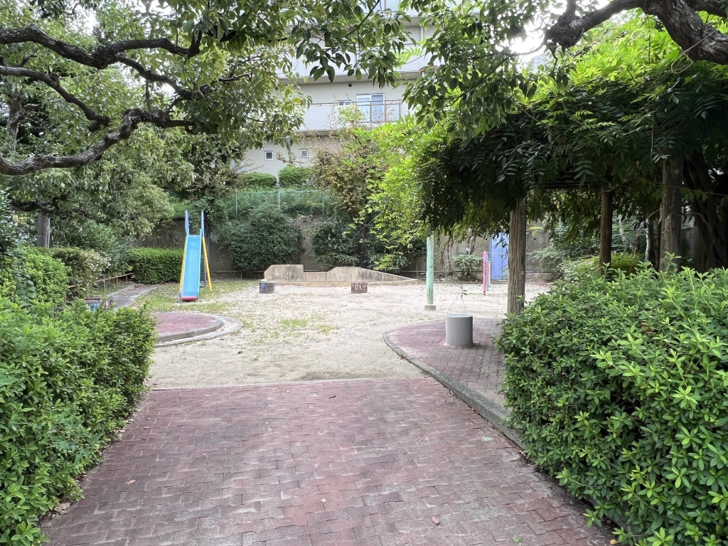 公園　上新田4丁目第3公園（公園）まで550m