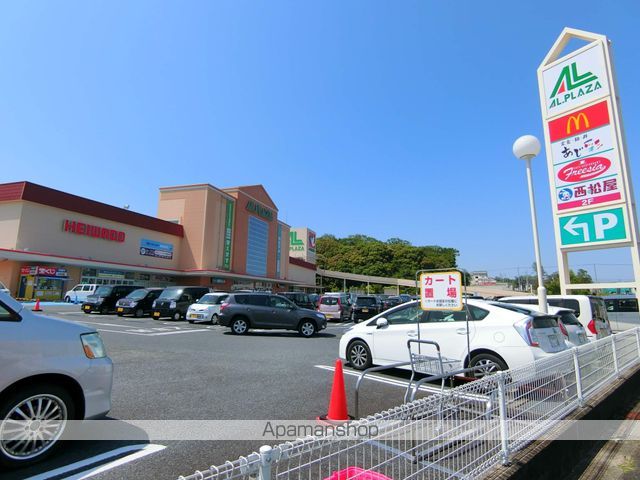 スーパー　（株）平和堂／アル・プラザ木津（スーパー）まで886m