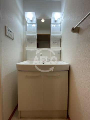 洗面設備　シャルマンフジ福島　独立洗面化粧台